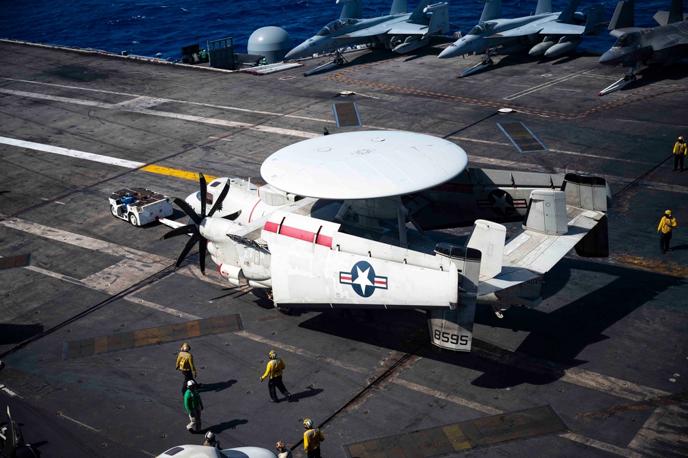 DVIDS - Images - USS Carl Vinson (CVN 70) Conducts Flight Operations in ...