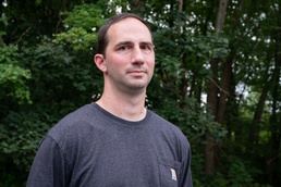 Air Guardsman helps neighbors escape fire