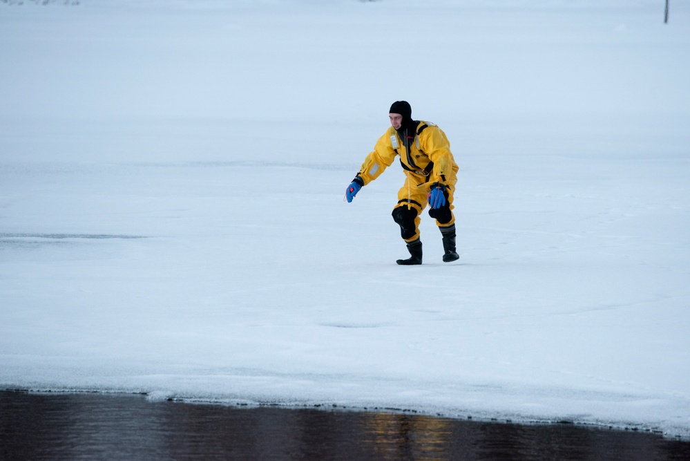 JBER fire protection specialists conduct ice rescue training