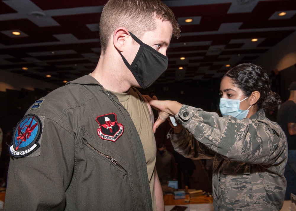 Sheppard personnel receive first round of Pfizer COVID-19 vaccine