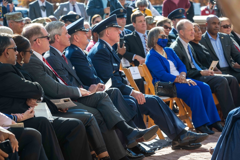 AETC Commander Unveils Rosa Parks Sculpture