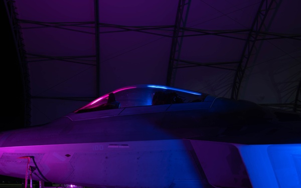 F-22 Raptor night photography