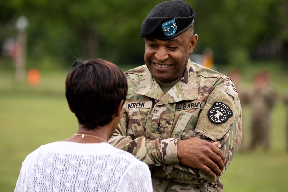 U.S. Army Marketing and Engagement Brigade Change of Command