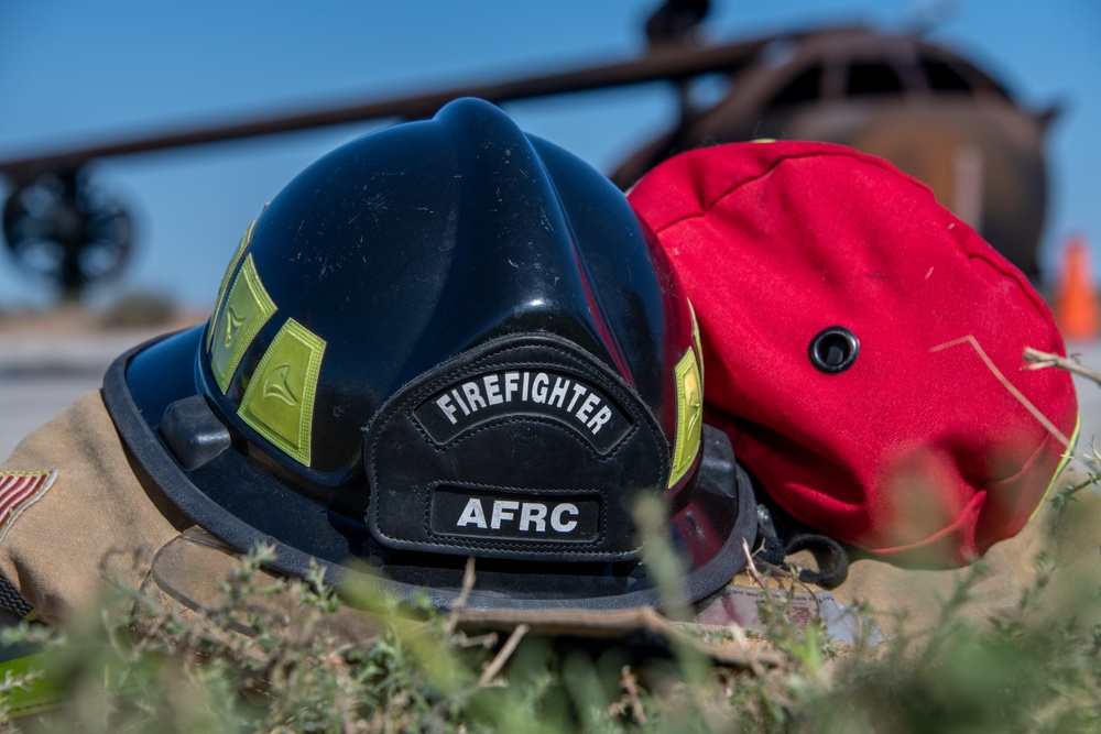 419th firefighters test rescue skills in blazing jet