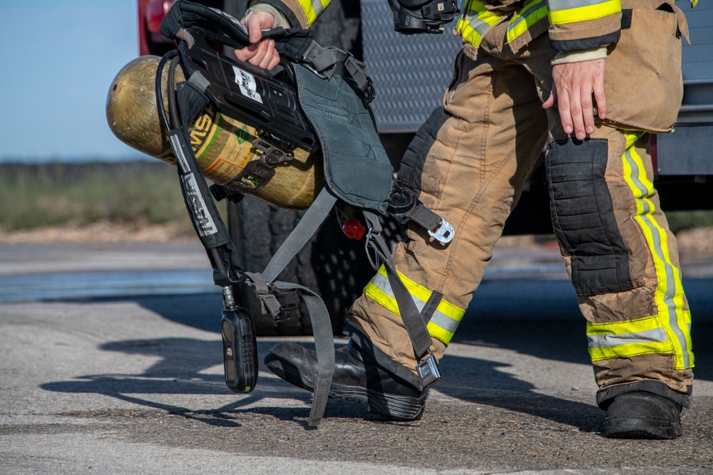 419th firefighters test rescue skills in blazing jet