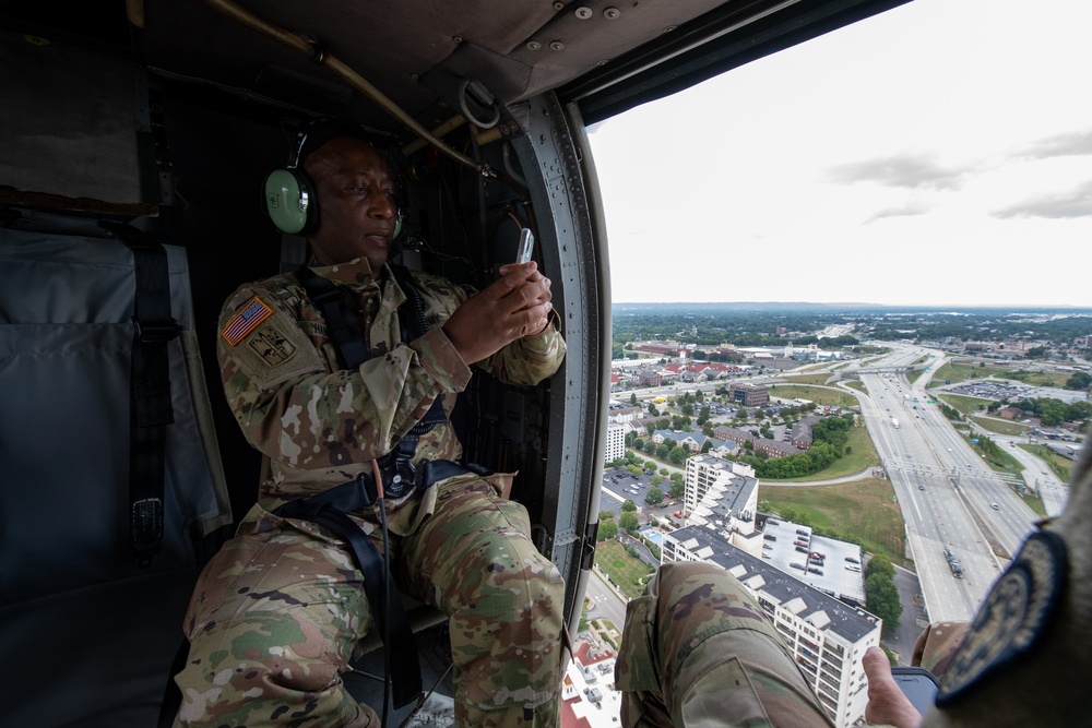 DVIDS Images USAREC recruiter morale flight [Image 3 of 4]