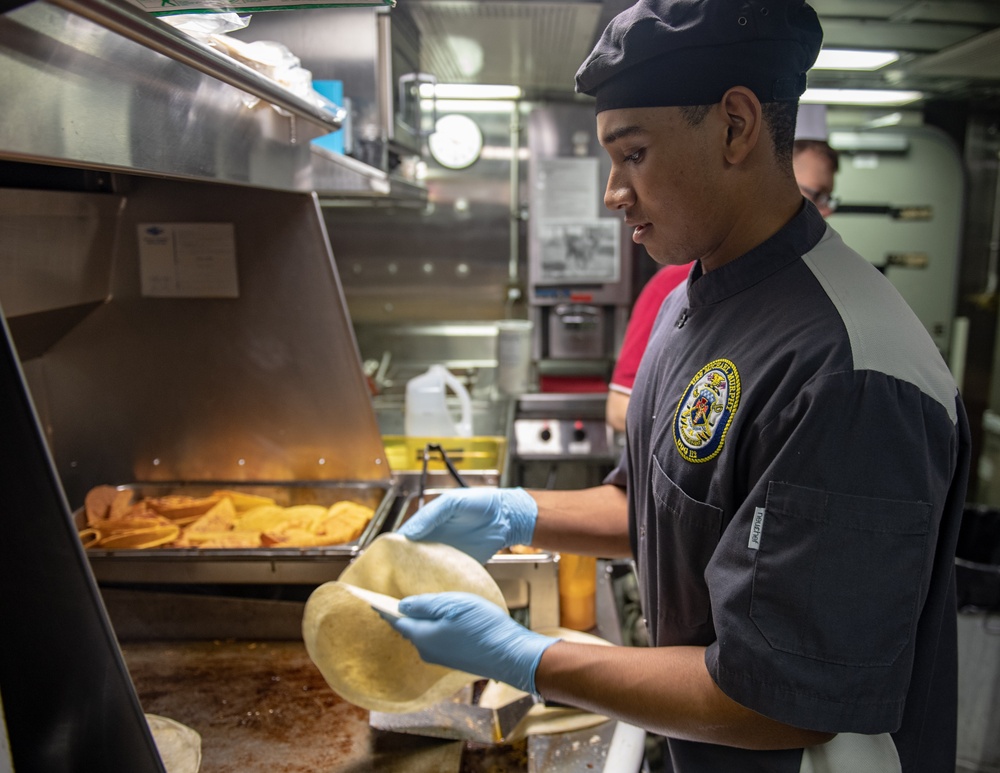 USS Michael Murphy (DDG 112) Features Culinary Specialist