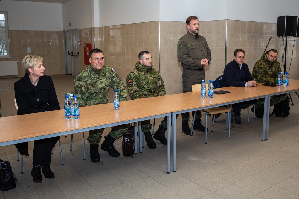 Croatian Minister of Defense visits Battle Group Poland