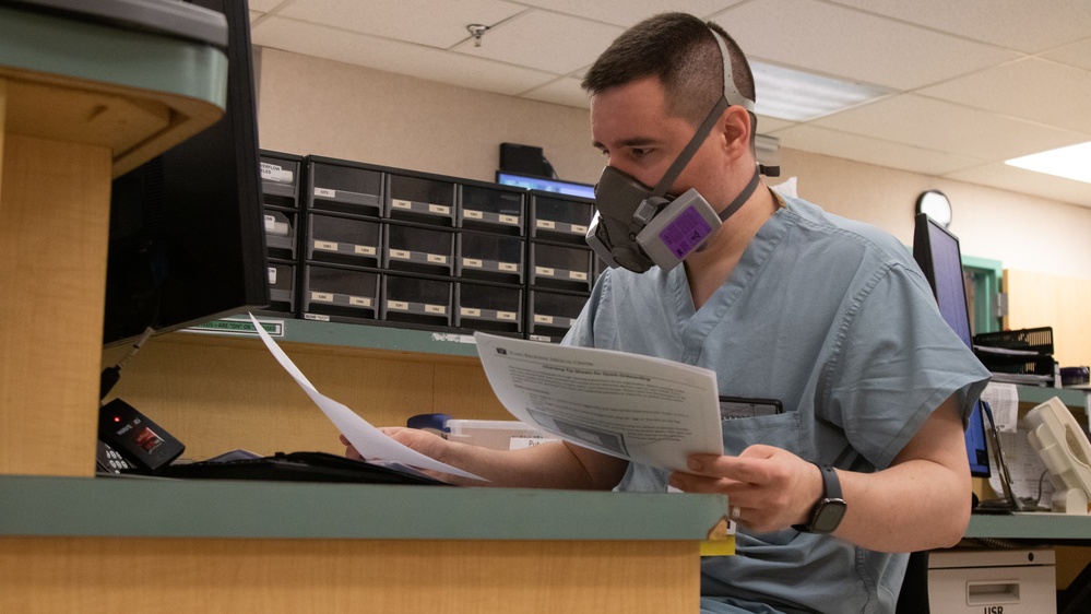 U.S. Air Force Medical personnel begin their mission at Yuma Regional Medical Center in Yuma, Ariz.