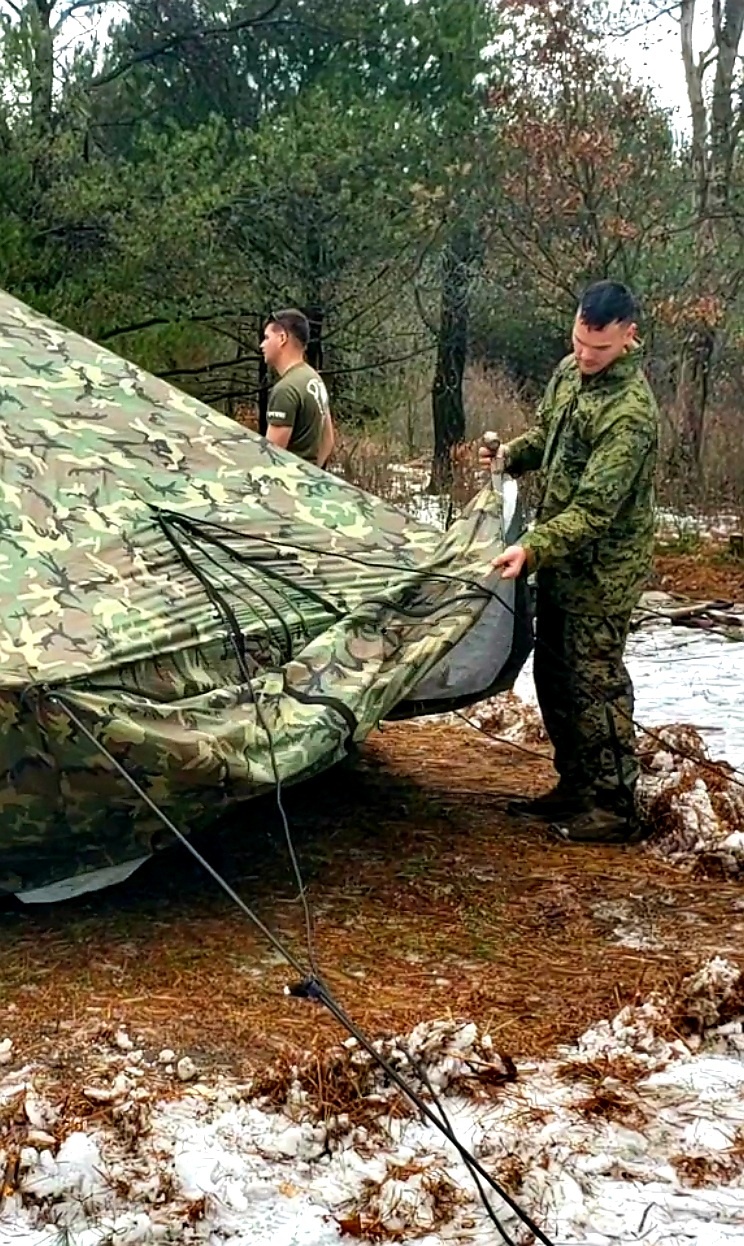 DVIDS - Images - Marines practice building Arctic tent as part of CWOC ...