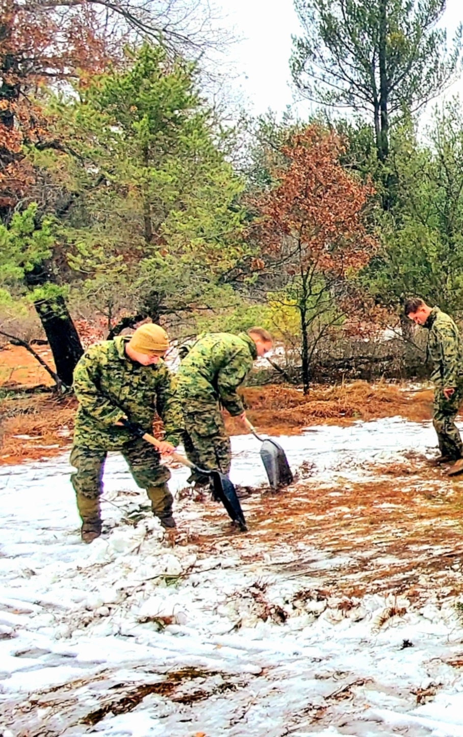 Marines practice building Arctic tent as part of CWOC Class 22-01 training