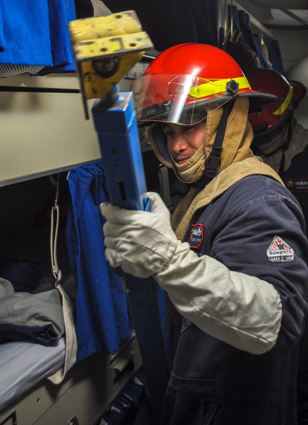 USS Chafee (DDG 90) Conducts Damage Control Drill In South China Sea