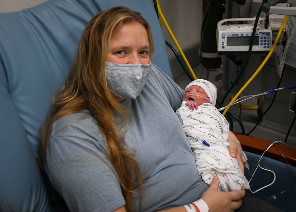 Naval Medical Center Camp Lejeune welcomes first baby of 2022
