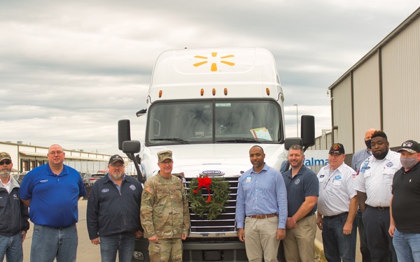 Indiana National Guardsmen support Wreaths Across America event in Seymour