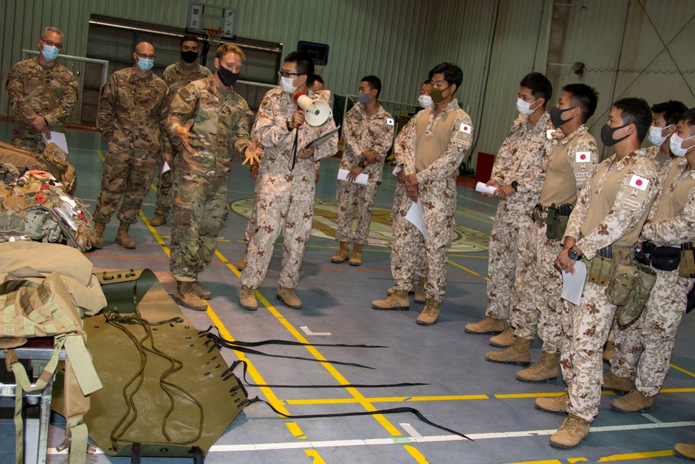 U.S., Japanese share medical capabilities