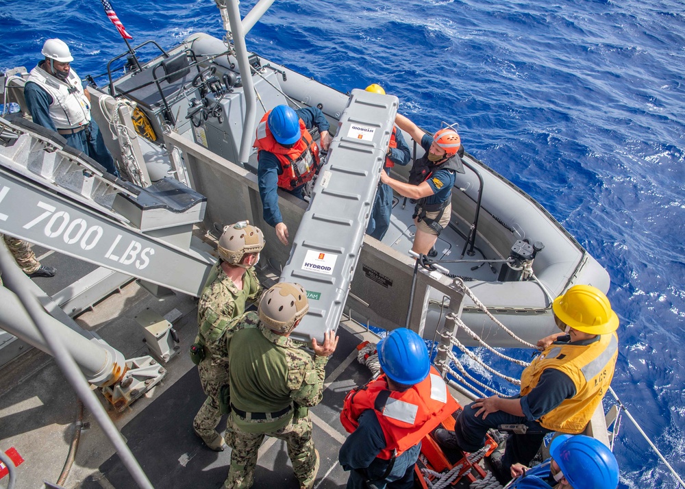 USS Charleston Sailors Participate in Small Boat Operations