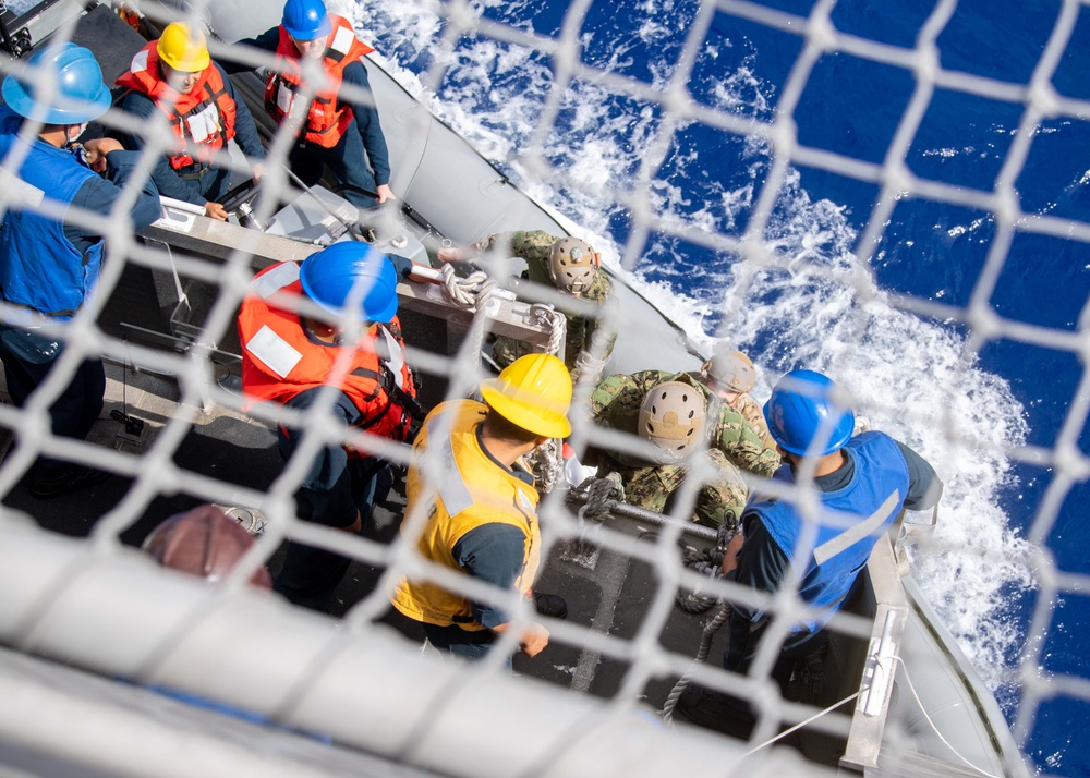 USS Charleston Sailors Participate in Small Boat Operations