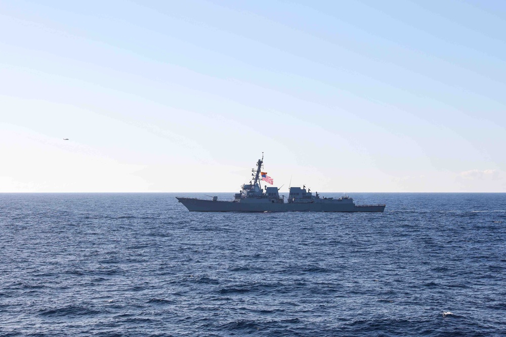 USS Ross participates in Photo Exercise