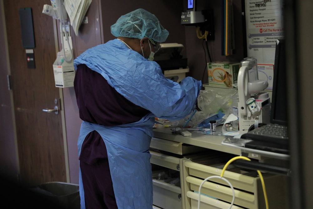 US Air Force medical response team joins Pennsylvania hospital staff’s COVID fight