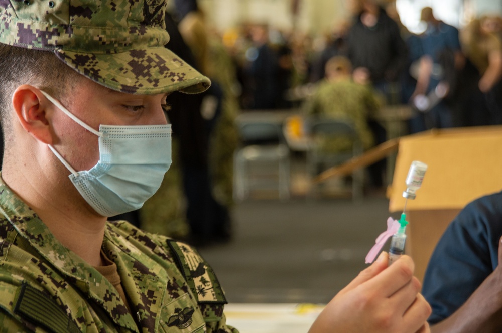 NMRTC San Diego Supports USS Abraham Lincoln (CVN 72) Dec. 28