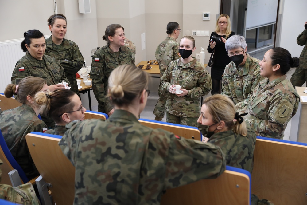 Women of the U.S. and Polish Armed Forces come together for a Women's Cultural Exchange