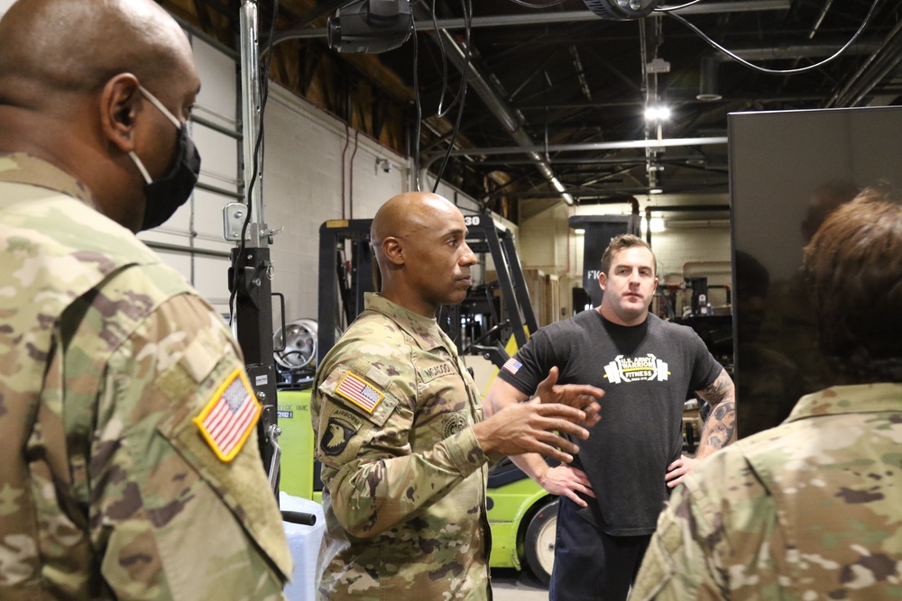 Human Resource Command Sergeant Major visits with Marketing and Engagement Brigade; Gets first-hand view of unique assets