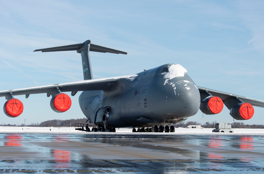 Winter Storm Frida brings first snowfall to Dover AFB