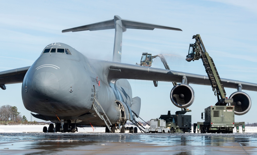 Winter Storm Frida brings first snowfall to Dover AFB