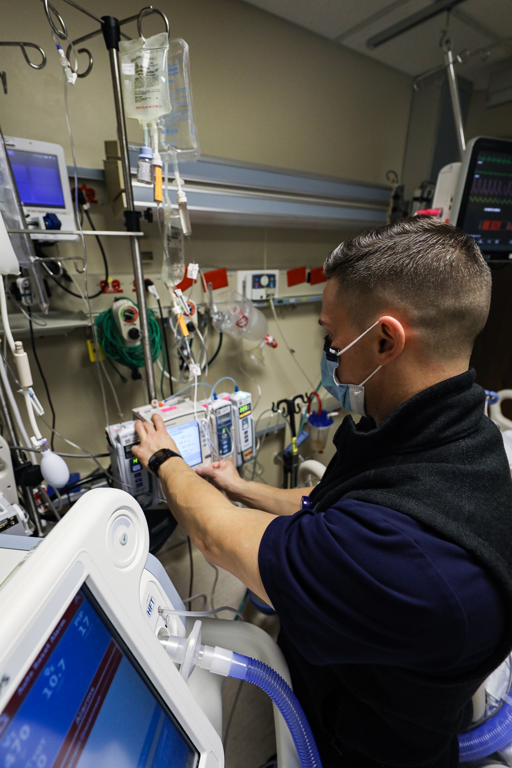 U.S. Air Force Airmen conduct medical operations at WellSpan York Hospital in York, Pennsylvania