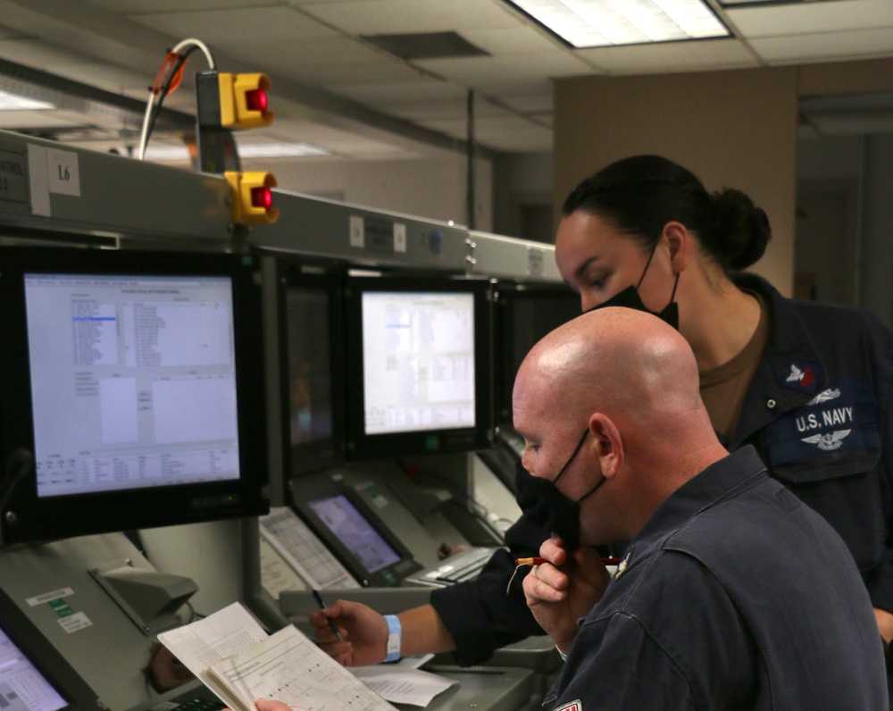 NSWCPD Trains Future USS Levin Sailors on Land Based Engineering Site 