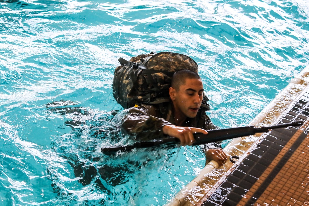 DVIDS - Images - Combat Water Survival Assessment 1-50th [Image 7 of 7]