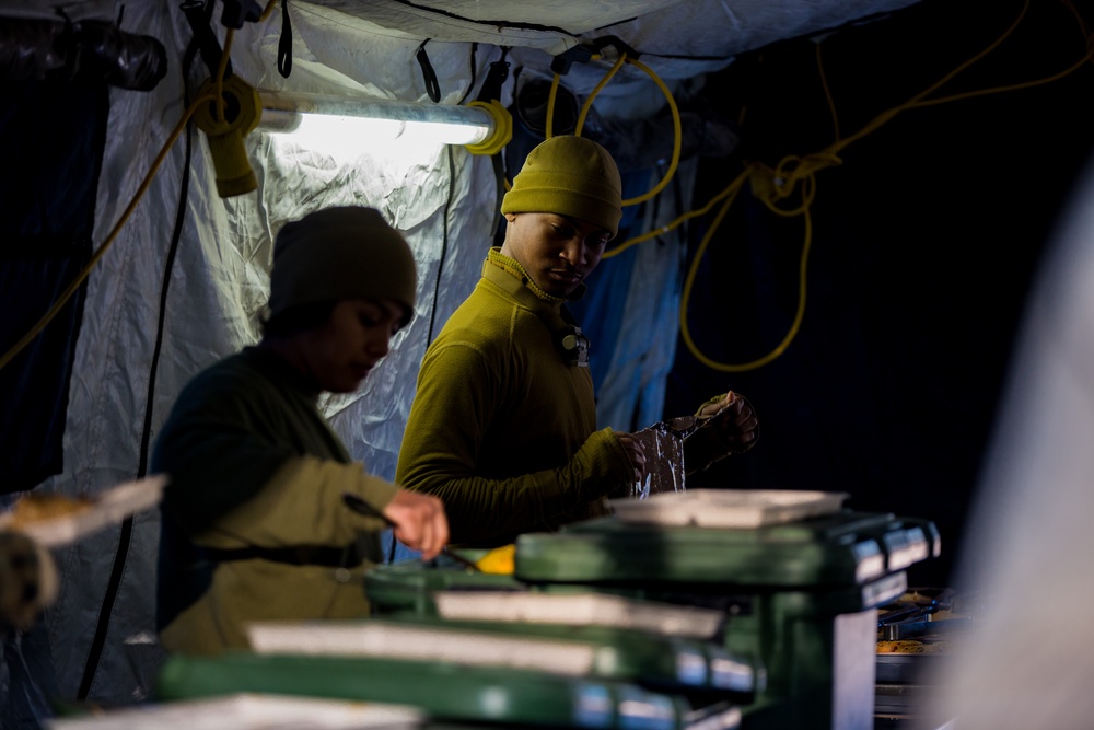 U.S. Marines and Sailors with 1st Marine Division conduct Combat Operations Center operations during Steel Knight 22
