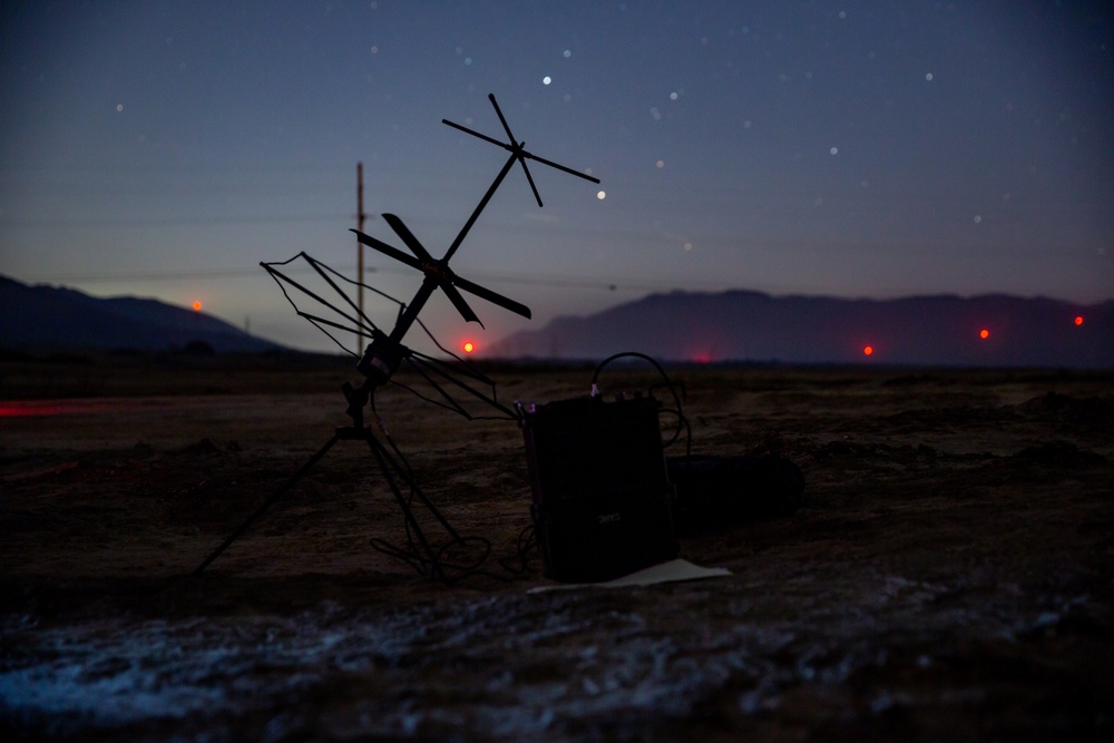 U.S. Marines and Sailors with 1st Marine Division conduct Combat Operations Center operations during Steel Knight 22