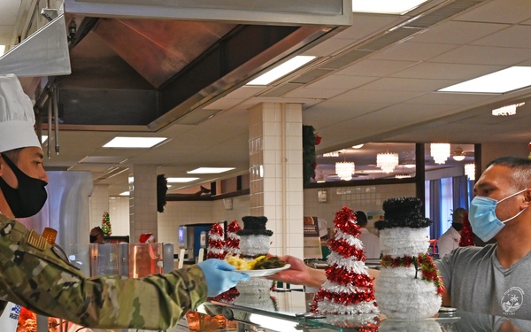 15th Wing Leadership serves Christmas eve lunch
