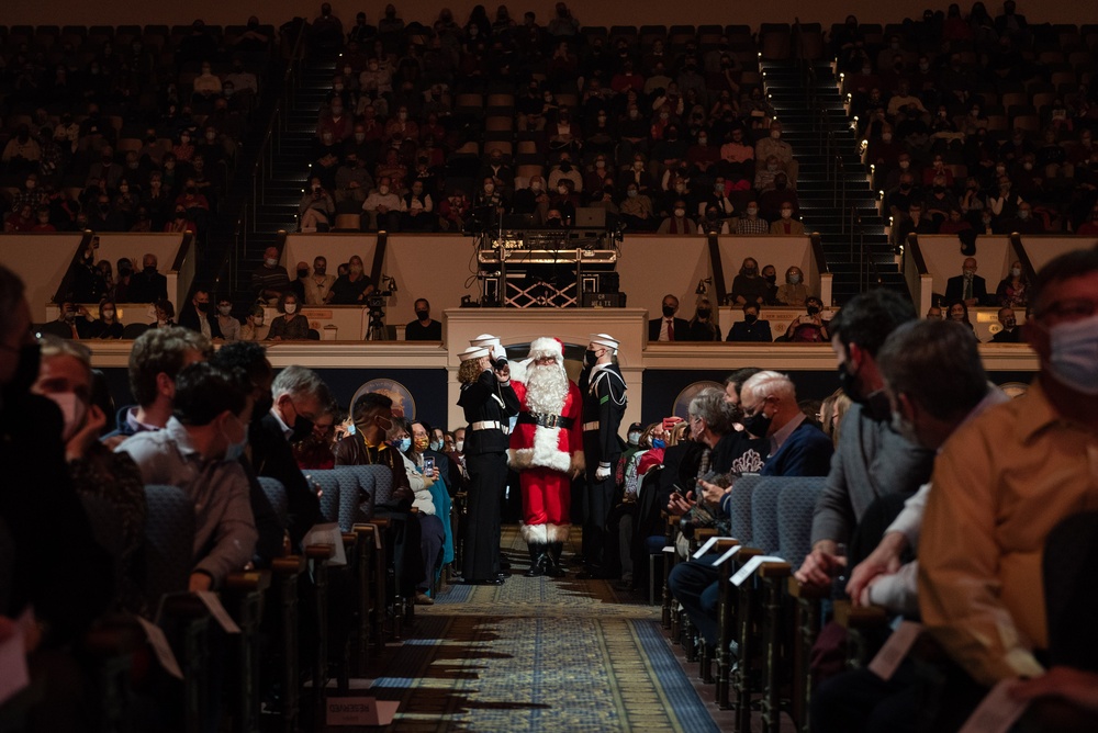 United States Navy Band performs annual Holiday Concert