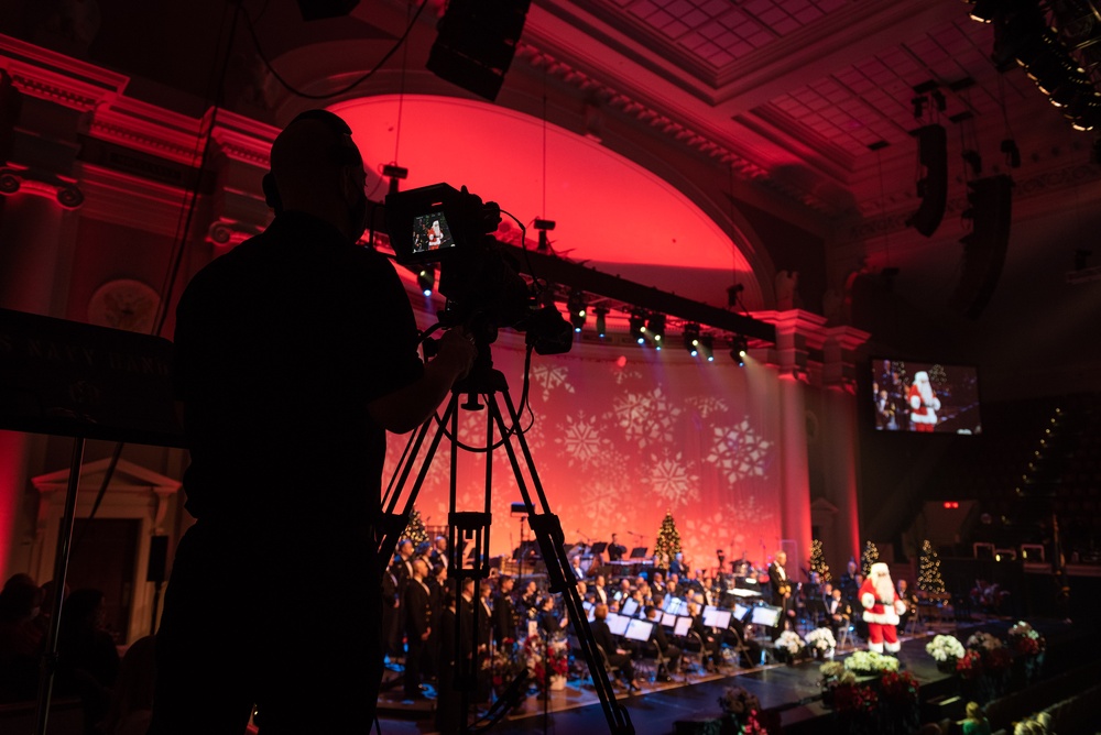 United States Navy Band performs annual Holiday Concert