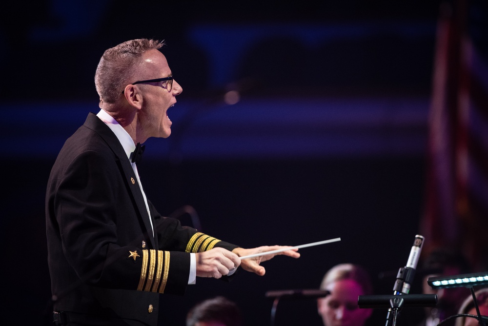 United States Navy Band performs annual Holiday Concert