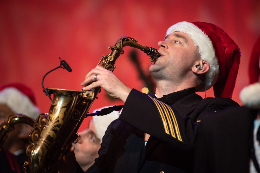 United States Navy Band performs annual Holiday Concert