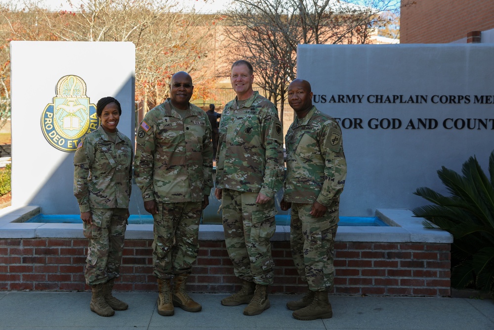 USACAPOC(A) and Canadian Chaplains train as more than prayer warriors