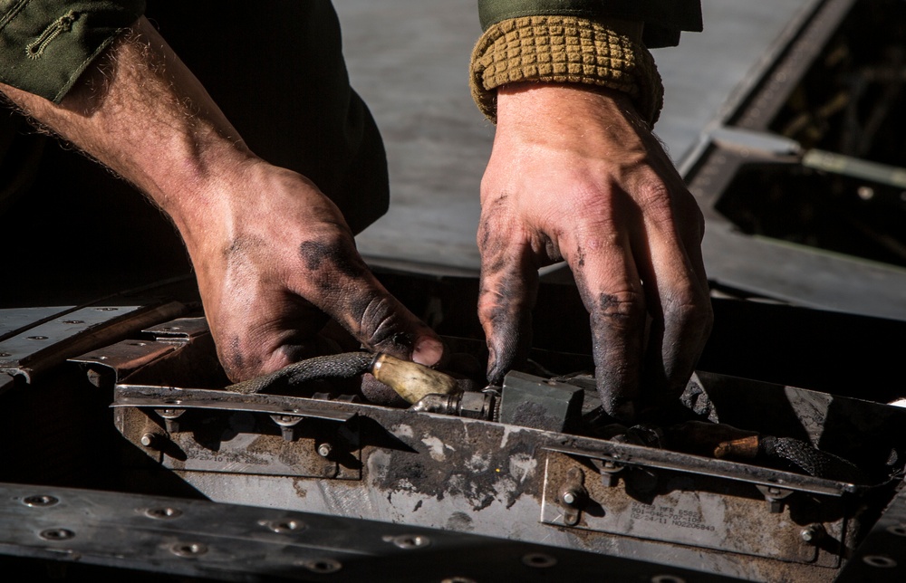 3rd MAW Marines Conduct Routine Maintenance