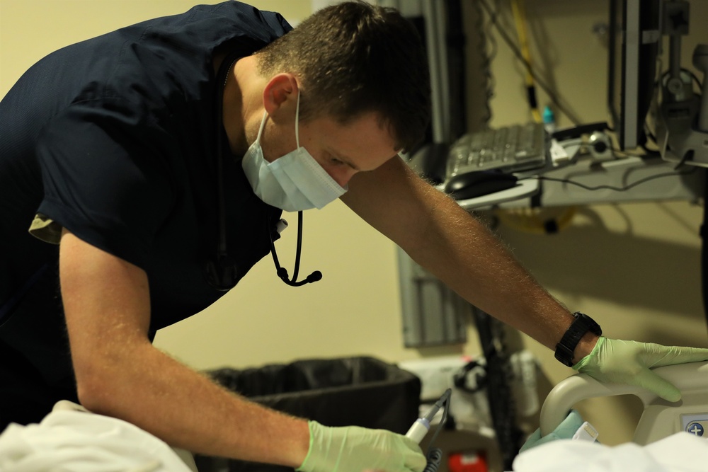 US Air Force medical response team joins Pennsylvania hospital staff’s COVID fight