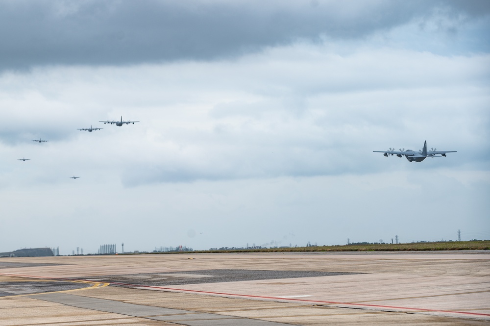 1st SOS conducts &quot;Flight of the Flock&quot; training event