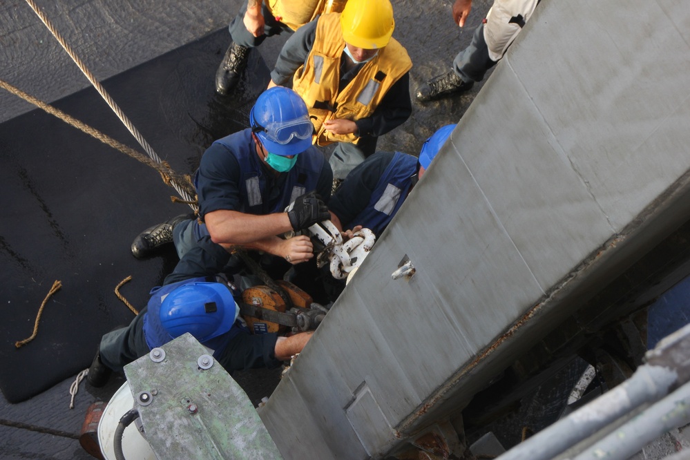 USS Lake Champlain conducts replenishment-at-sea in Philippine Sea