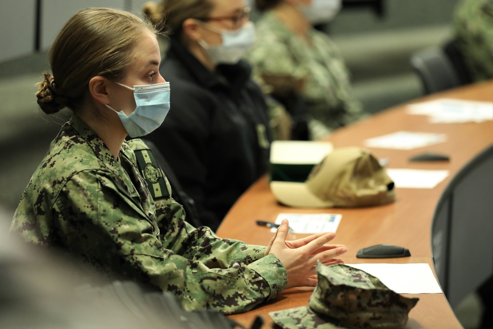 U.S. Navy medical team joins Buffalo, New York hospital staff’s COVID fight