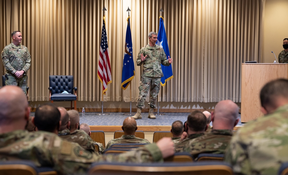 Tenth Air Force commander visits 310th Space Wing