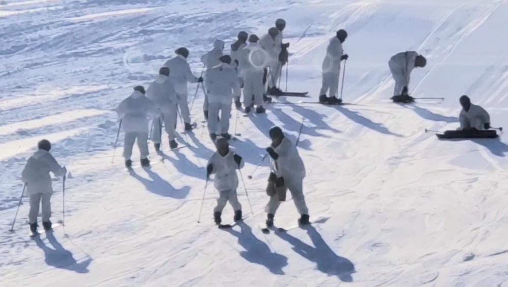 CWOC students complete skiing familiarization during training at Fort McCoy