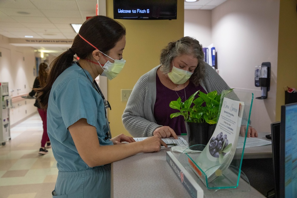 U.S. Air Force Medical Augmentation Team Works With New Hampshire Hospital