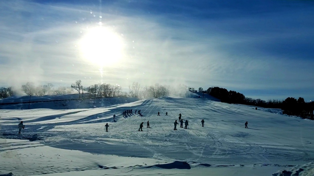 CWOC students complete skiing familiarization during training at Fort McCoy