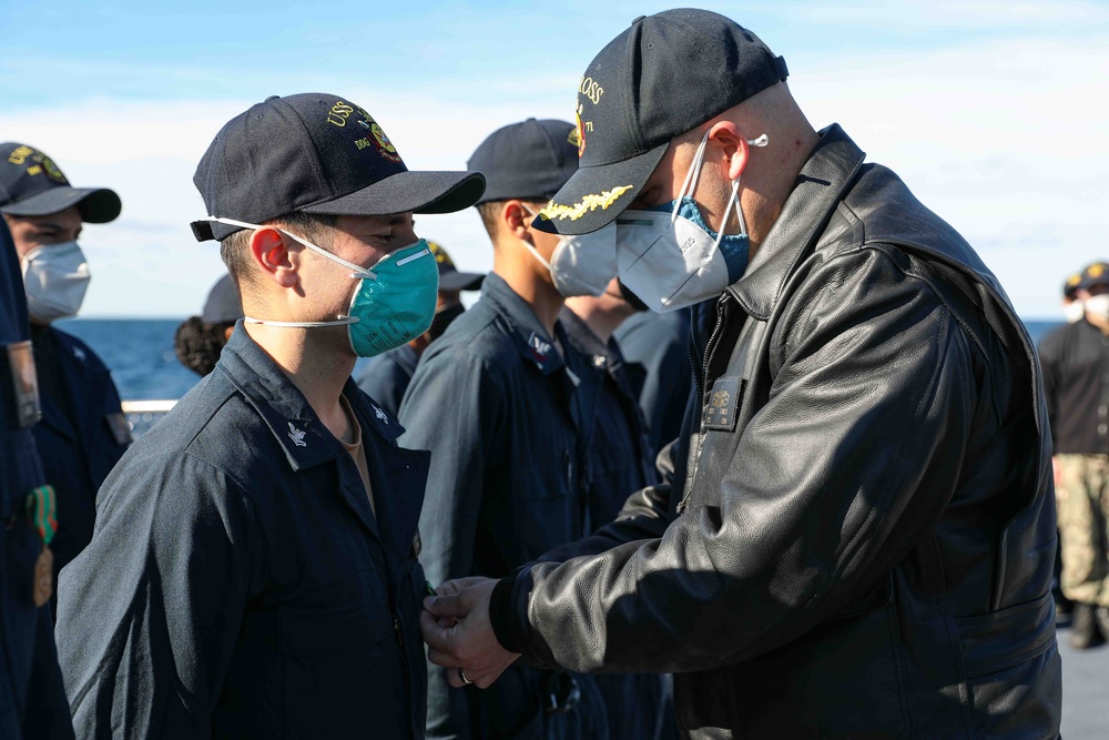 USS Ross Sailors receive awards