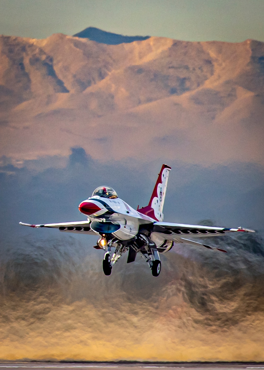 Thunderbirds Practice Over Nellis AFB